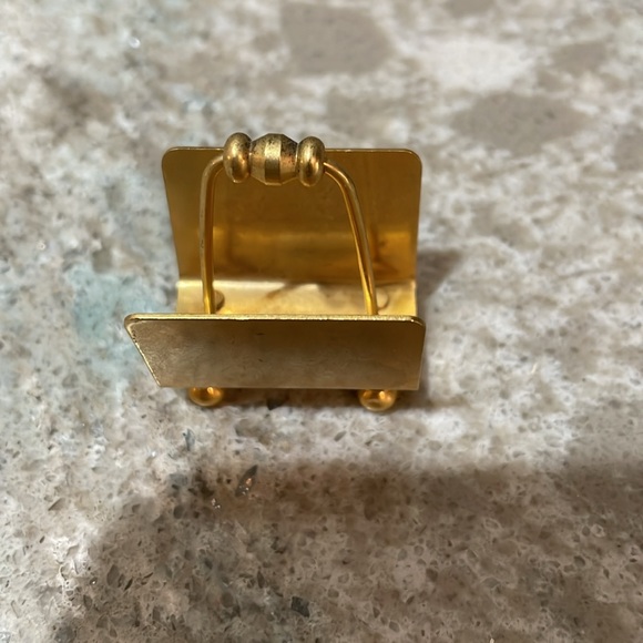 Dollhouse Miniatures Accessory Set - Picture 4 of 11